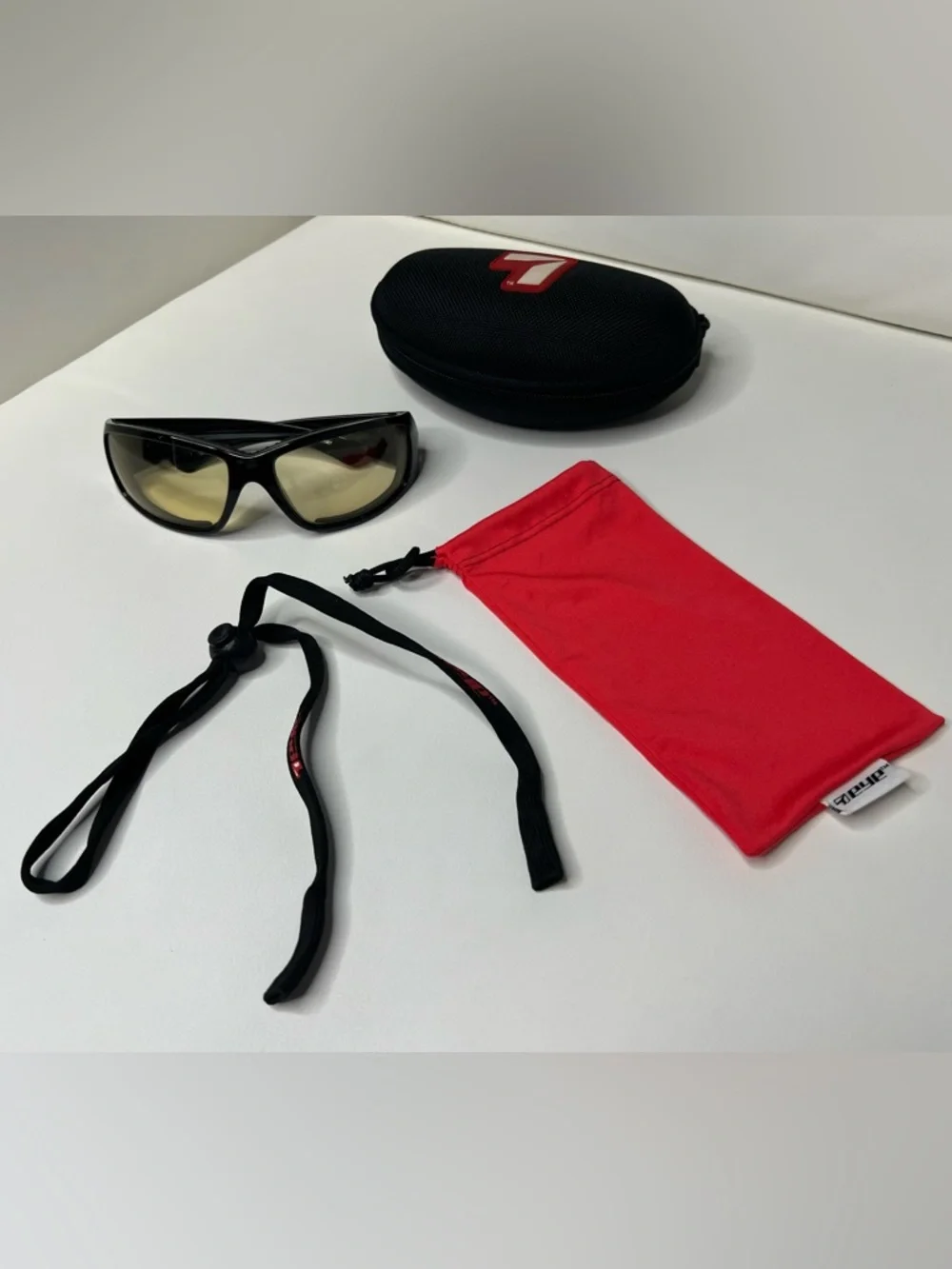 7eye Taku F5705 Black Motorcycle Riding Glasses Accessories Case